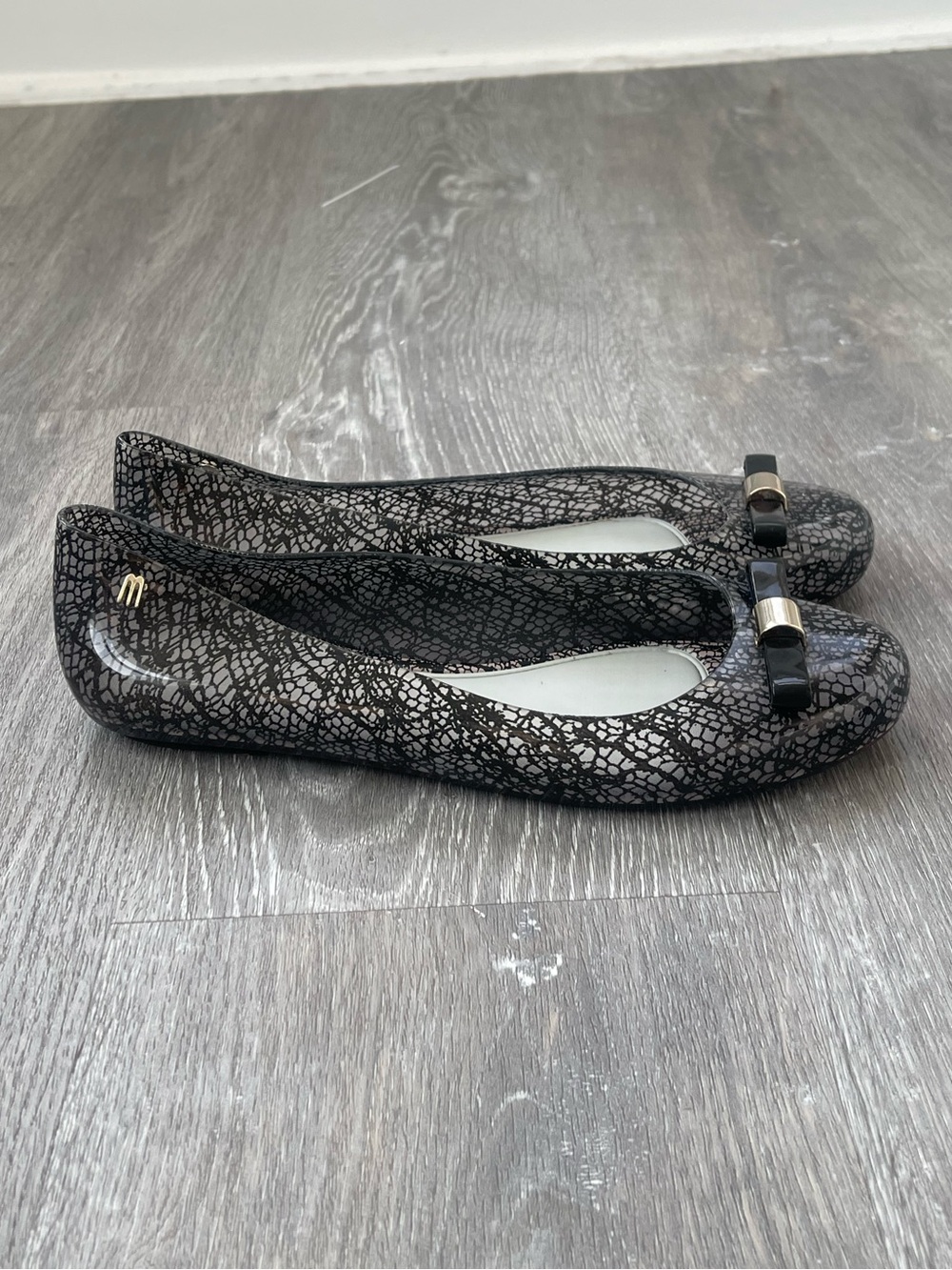 Melissa + Jason Wu Black Lace Print Jelly Flats Size 9 - Picture 2 of 6
